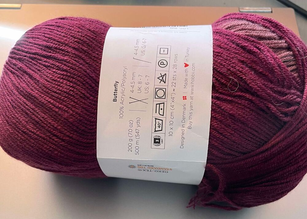 HOBBII Butterfly Acrylic Colour 7 100% acrylic 200g ball yarn