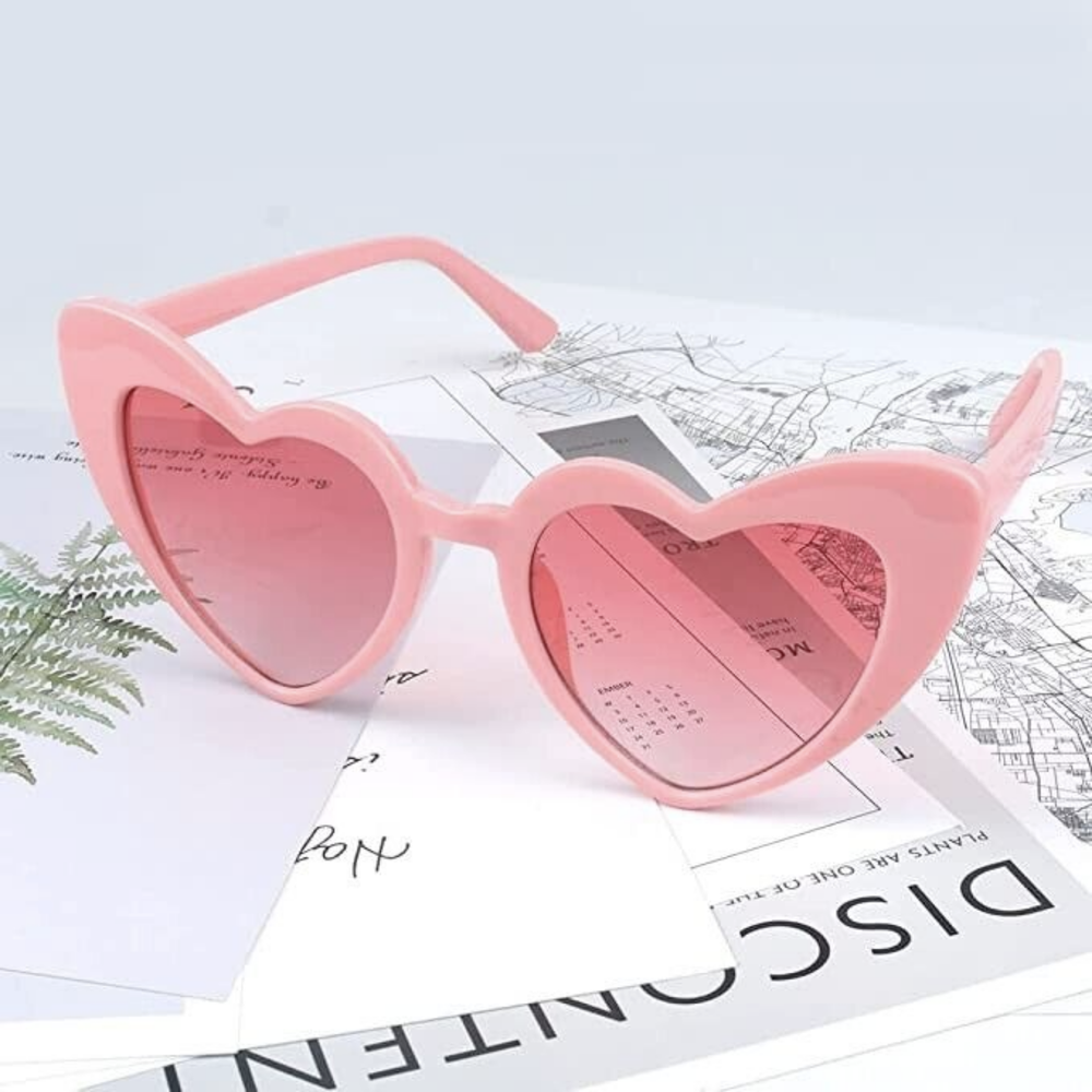 Women LOVE Heart Shaped Sunglasses Retro Gradient Color Lens Eye Glasses