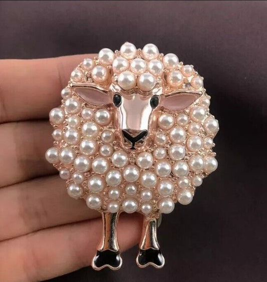 Large Cute Sheep Brooch Alloy Cute Cartoon Brooch