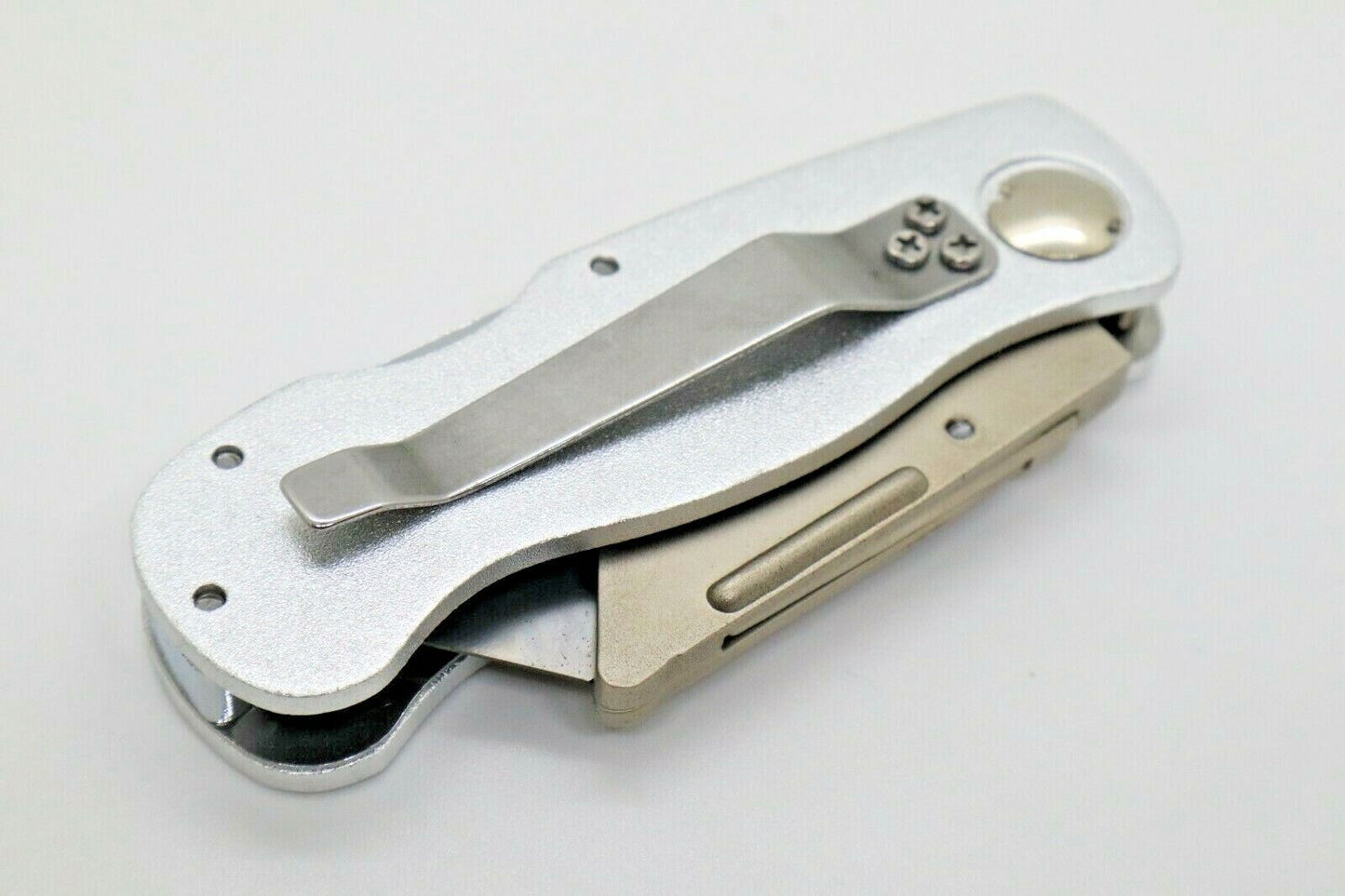 Folding Utility Knife Blades Box Cutter Pocket Knife Survival DIY Clip Light