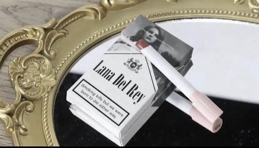 Lana Del Rey Cigarette Lipstick Set